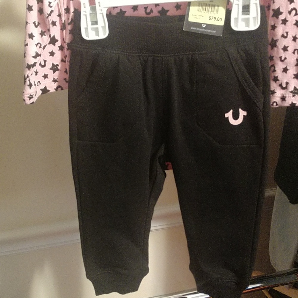 ๐ True Religion 2pc Set for infant/toddler, NWT - Picture 6 of 8